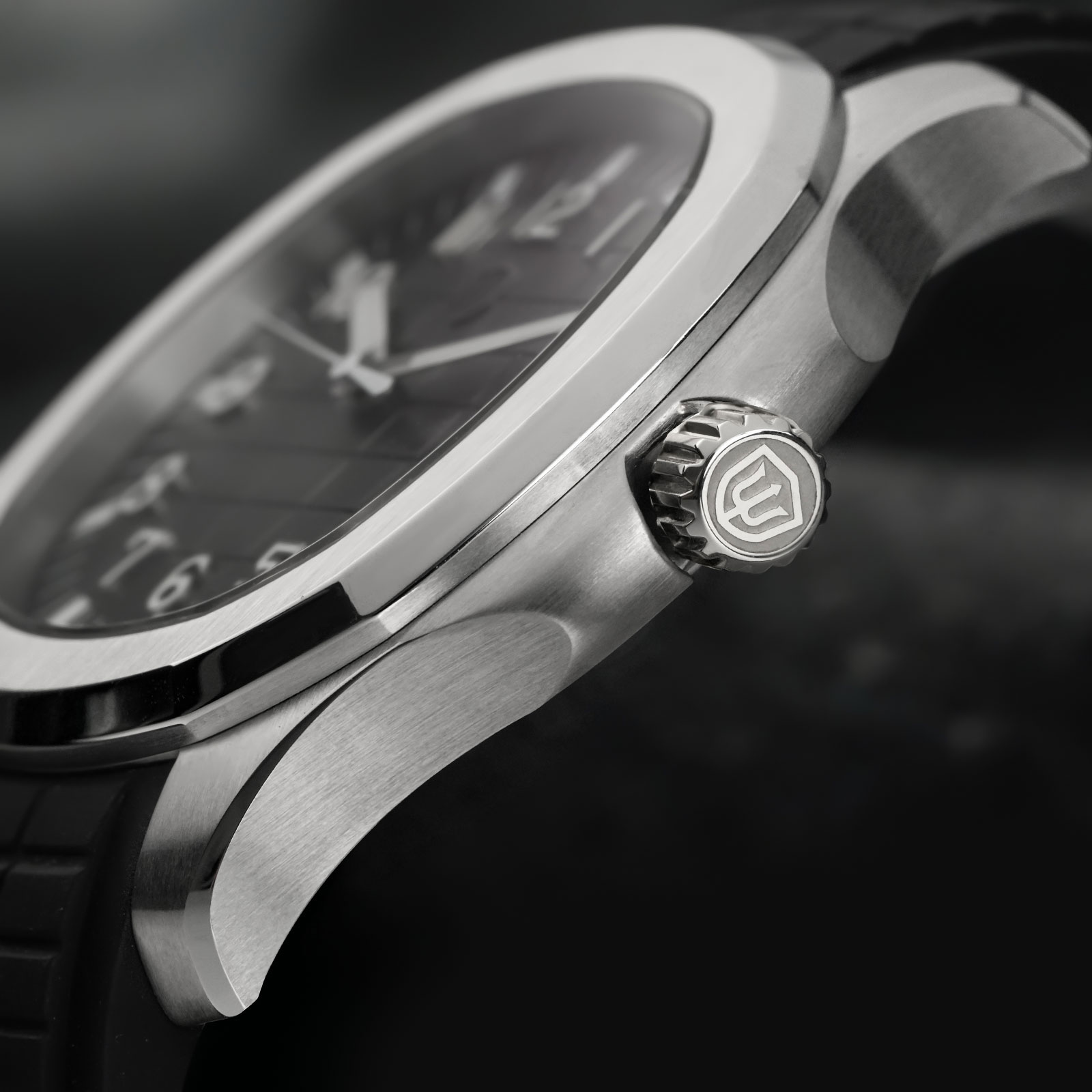 ساعة غوص للرجال من Watchdives  - مراجعة Rolex Watch Submariner وسعره