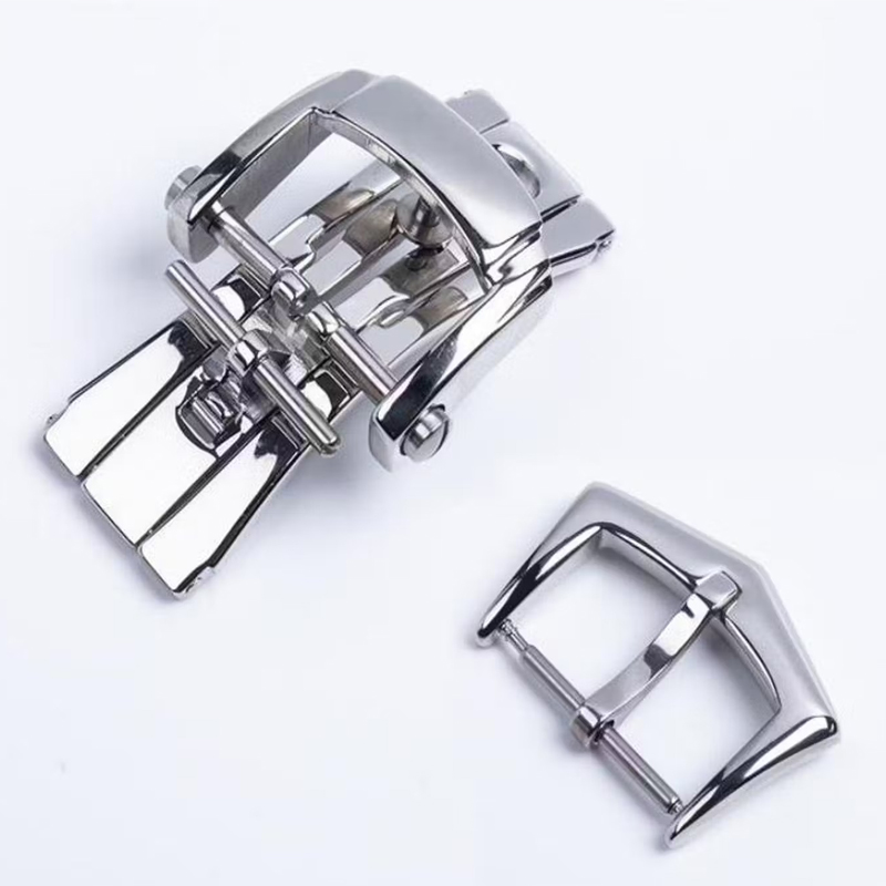 طقم مشبك وحزام ساعة عالمي من ا - مراجعة Patek Philippe Watch Aquanaut وسعره